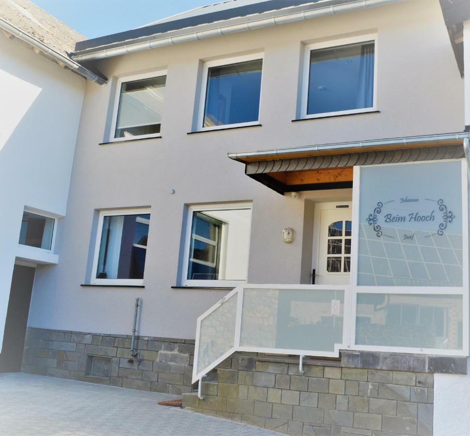 Beim Hooch. Egon Apartman Brucktal Kültér fotó